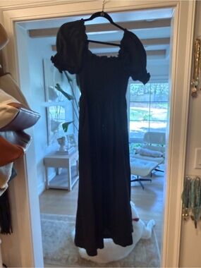 Boden Black Puff-Sleeve Maxi Dress